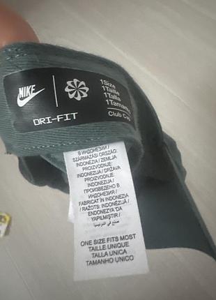 Бейсболка nike темно-зелена 2
