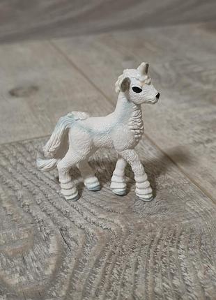Колекційна фігурка единорога takkiti schleich bayala.