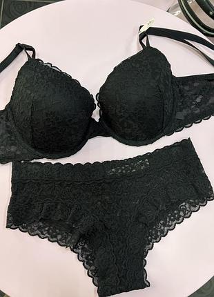 Комплекти білизни від victoria’s secret