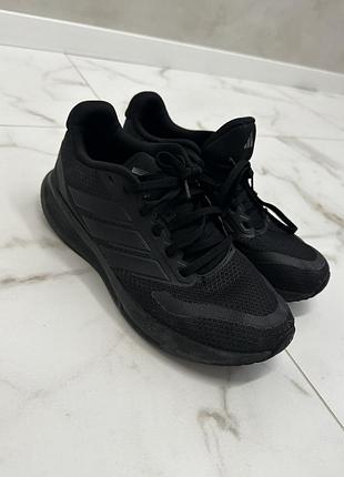 Кросівки жіночі adidas чорні