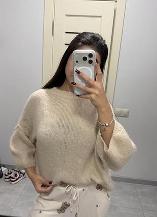 Кофта жіноча в'язана бежева 5