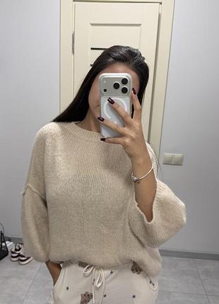 Кофта жіноча в'язана бежева 8