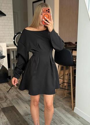 Стильное женское приталенное платье 4