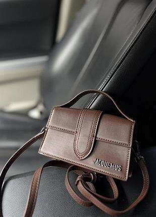 Крос-боді для жінок jacquemus коричнева міні-сумка