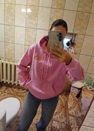 Жіночі теплі зимові толстовки і  світера також дуже теплі,стан ідиальний всі по одній ціні пишіть яка цікавить інформацію надам по кожній
