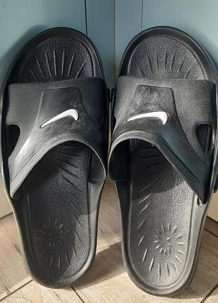 Шльопанці nike чорні 4