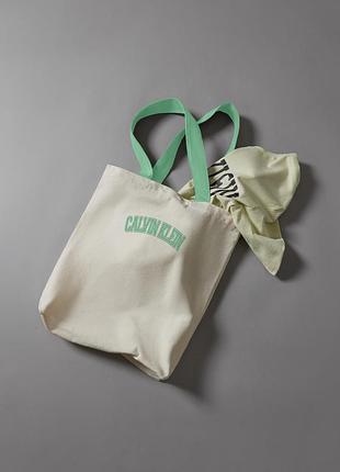 Полотняна сумка-тоут шопер calvin klein varsity canvas tote bag оригінал