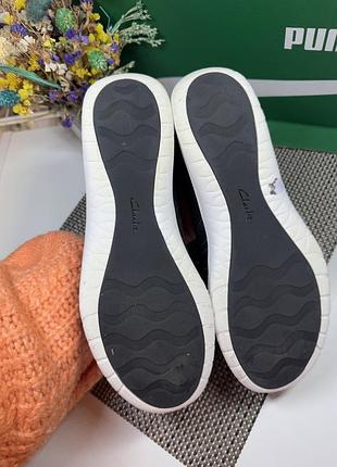 Оригінальні шкіряні кросівки clarks 4