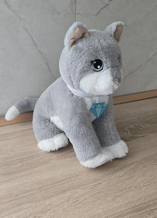 Кошка интерактивная.