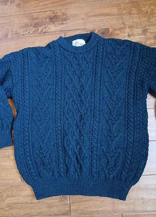Винтажного шерстяного свитера британского бренда crafts & woollens из 100% чистой новой шерсти (100% pure new wool), произведенного в великобритании.