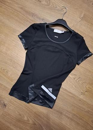 Жіноча футболка adidas by stella mccartney чорна