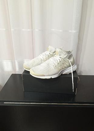 Кросівки nike білі