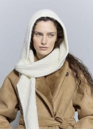Шарф-капюшон, известный как sophie hood (софи худ). этот предмет одежды сочетает в себе функции шарфа и капюшона.