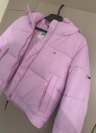 Куртка жіноча tommy hilfiger дута з капюшоном рожева