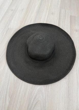 Чорний капелюх h&m