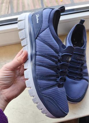 Оригінальні кросівки skechers