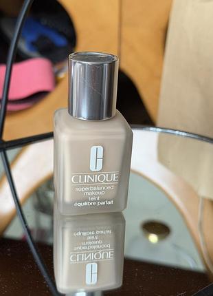 Тональний крем clinique superbalanced makeup wn 19 beige chiffon 30 мл