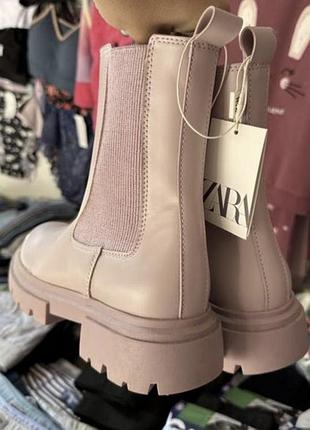 Черевики  zara фірмові 37р 23,5см