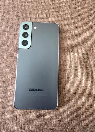 Смартфон samsung galaxy s22 зелений
