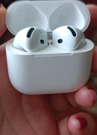 Бездротові навушники apple airpods 4