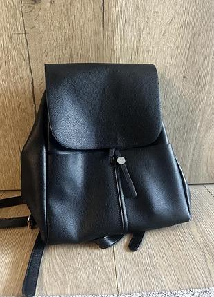 Рюкзак жіночий zara чорний з екошкіри