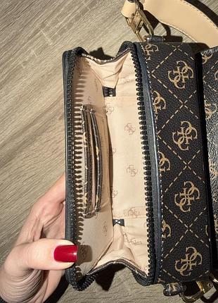 Сумка для жінок guess коричнева 6