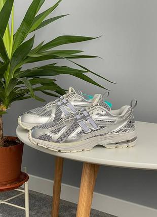 Кроссовки new balance 1906r the basement day chrome m1906rbt