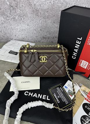 Chanel chocolate gold 17x11x8