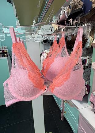 Комплекти білизни від victoria’s secret