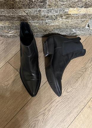 Saint laurent — шкіряні казаки  🖤