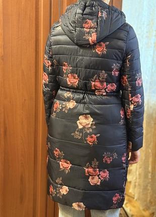 Жіночий плащ з квітковим принтом 4