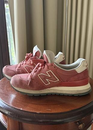Кросівки new balance рожеві, розмір 36