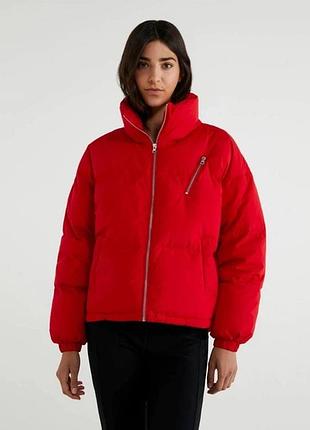 Пуховик жіночий united colors of benetton короткий зимовий червоний