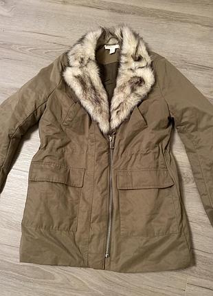 Курточка зі штучним хутром утеплена хакі h&m 36/6