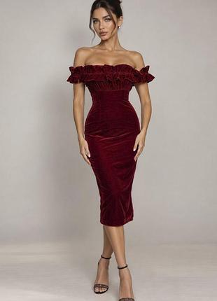 Распродажа платье hope &amp; ivy миди велюровое с открытыми плечами