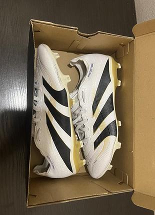 Футбольне взуття adidas predator 40 5
