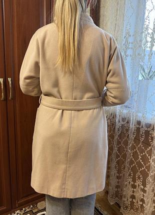 Пальто жіноче бежеве 3