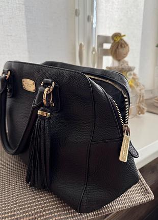 Шкіряна чорна сумка michael kors 3