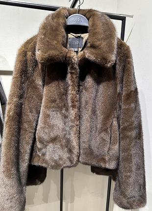 Шубка zara
