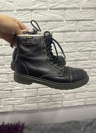 Черевики dr. martens шкіряні чорні зі шнурівкою та блискавкою