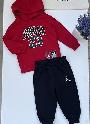 Костюм для хлопчика jordan червоний з чорним 80 см
