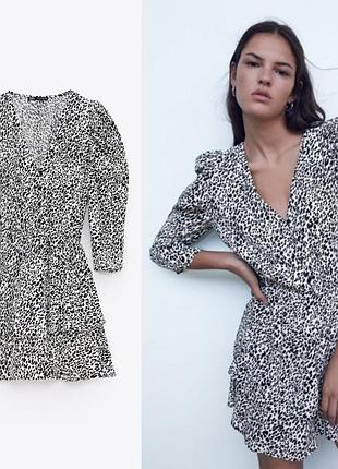 Коротка жіноча сукня zara з леопардовим принтом та оборками тренд