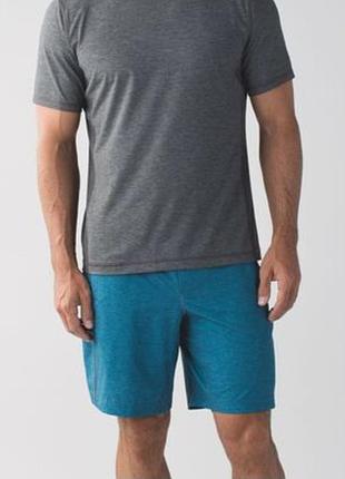 Шорти lululemon