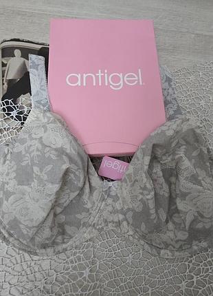 Бюст  на кісточках antigel 2