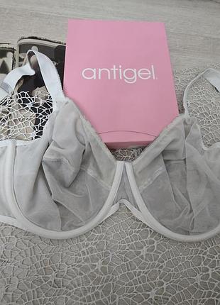 Бюст  на кісточках antigel 5
