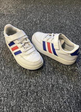 Кросівки дитячі adidas
