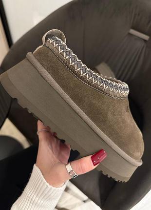 Ugg tazz brown