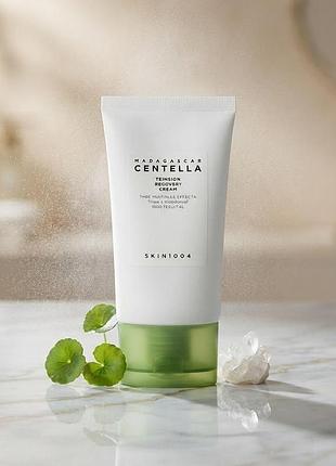 Успокаивающий крем для лица с центеллой и чайным деревом skin1004 madagascar centella tea-trica b5 cream, 75 мл