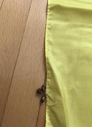 Яскравий шарф