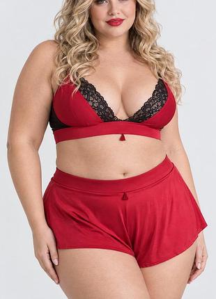 Женская атласная пижама шортами 1xl 2xl красная с кружевом топ с шортами